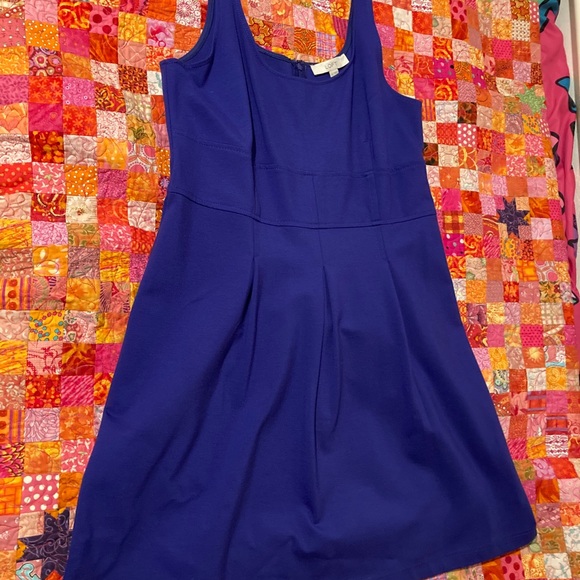 Loft Dress - Picture 2 of 4